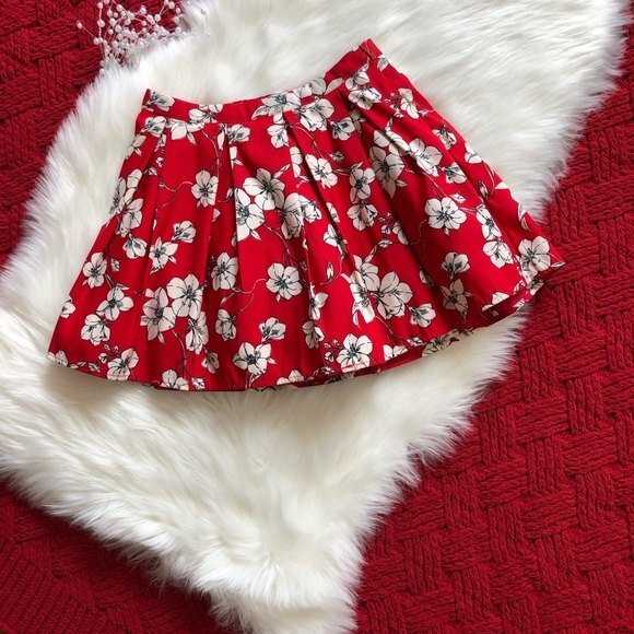 Forever 21 Pleated Circle Skirt Hibiscus Print Red Flawed 25 - Picture 4 of 8